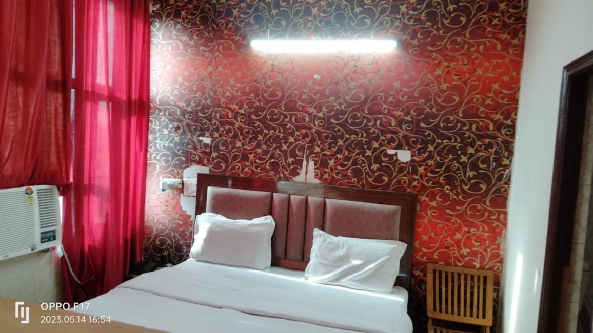 Hotel Diamond Palace 45C Chandīgarh Εξωτερικό φωτογραφία